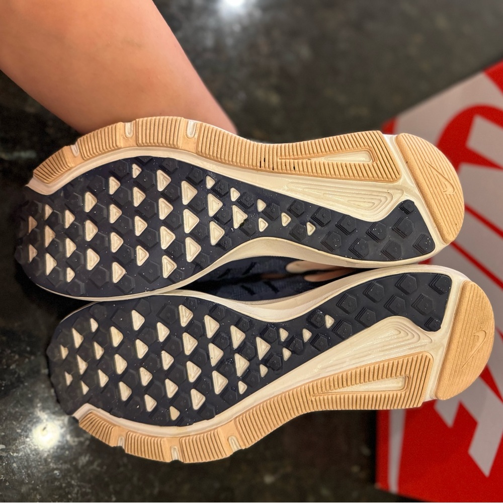 Nike Women’s Run Swift Running Shoe - image 3